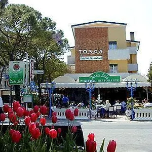 https://hotel-garni-tosca.hotelslidodijesolo.com