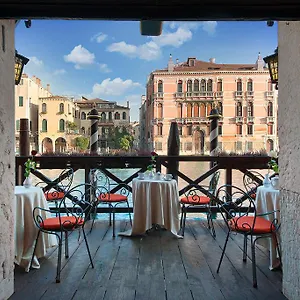 https://residenza-depoca-san-cassiano.hotelslidodijesolo.com